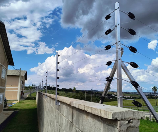 CERCA ELÉTRICA INDUSTRIAL