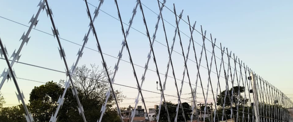 SOLUÇÕES EM REDE LÂMINADA